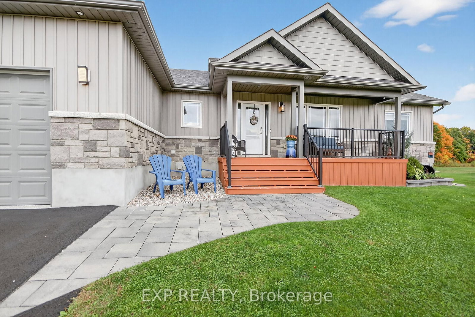 305 Moore Crescent • North Grenville, ON photo 4