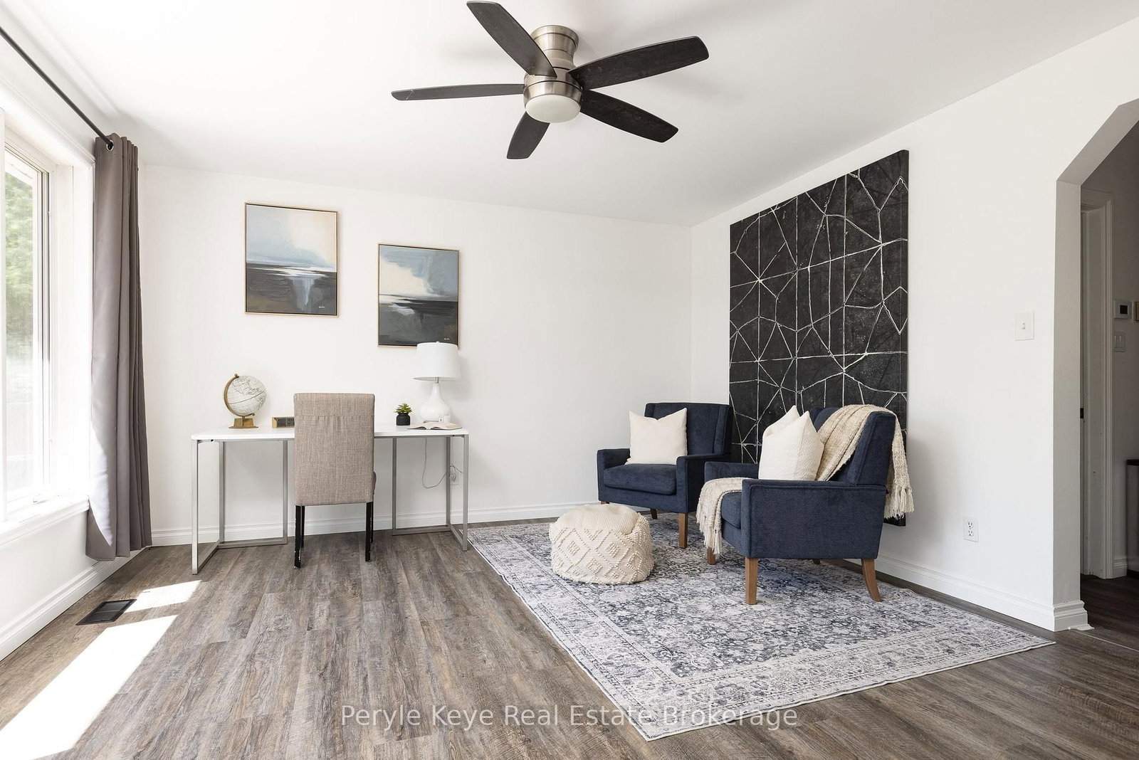 1042 Hillside Crescent • Lake of Bays, ON photo 18