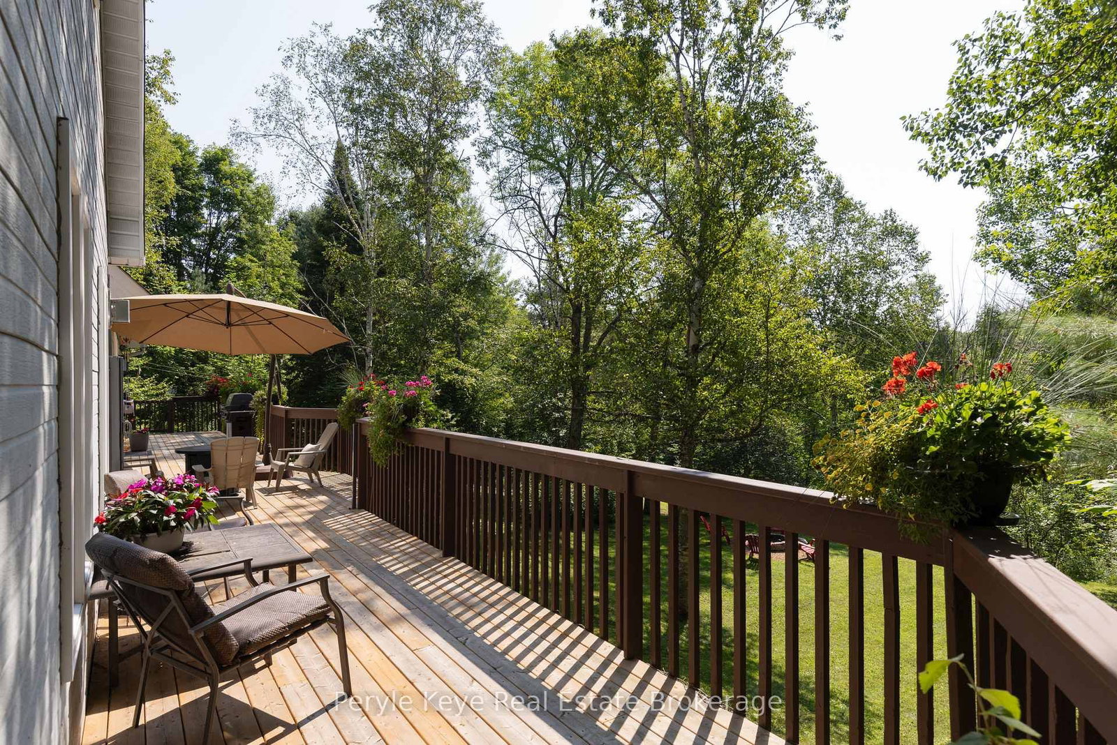1042 Hillside Crescent • Lake of Bays, ON photo 21