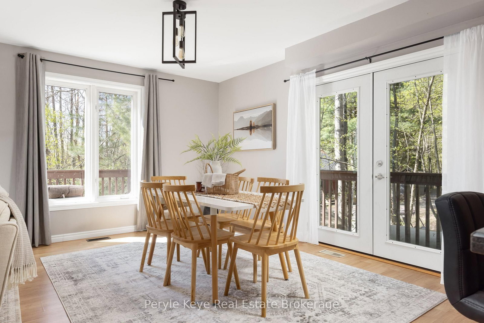 1042 Hillside Crescent • Lake of Bays, ON photo 33