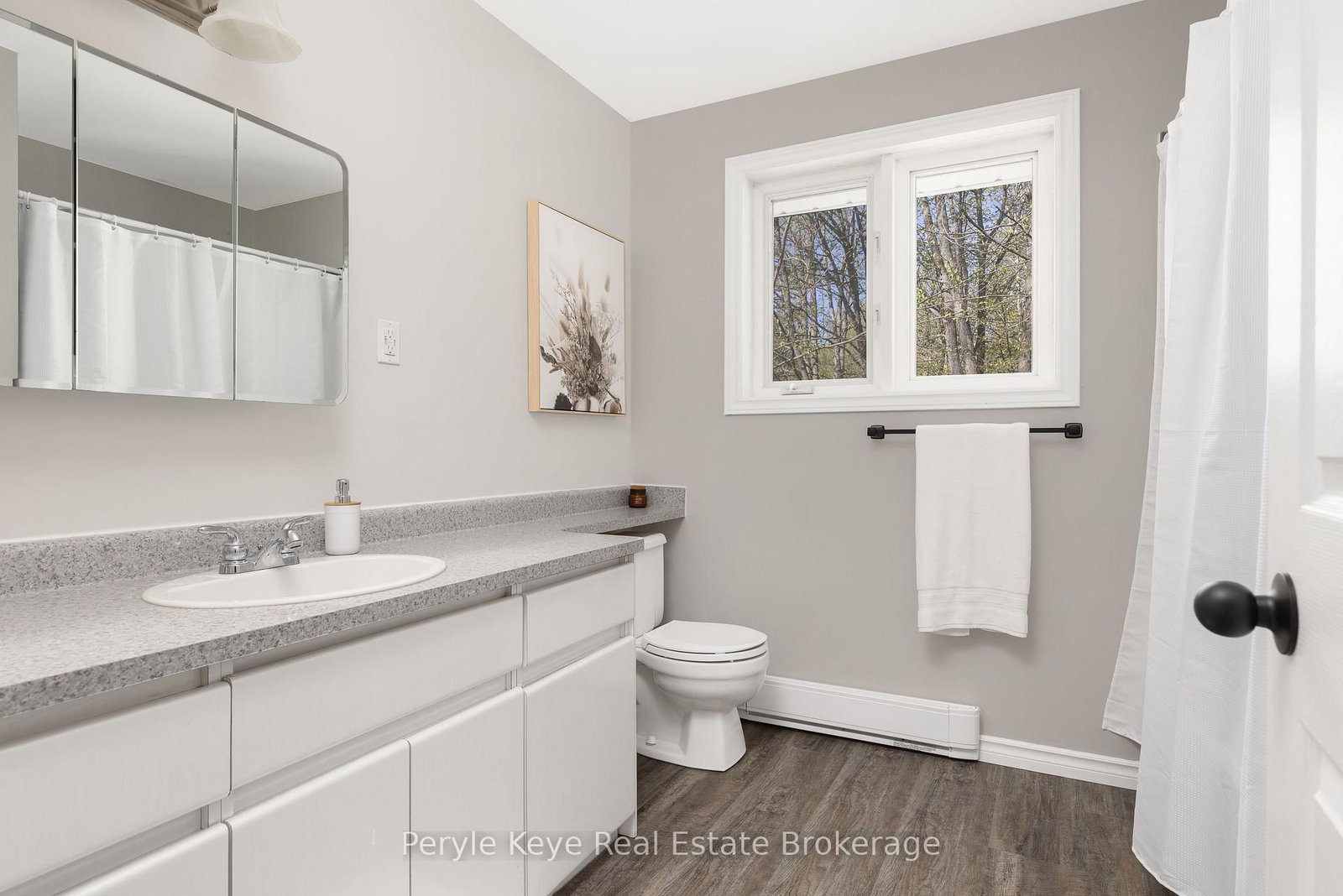 1042 Hillside Crescent • Lake of Bays, ON photo 40
