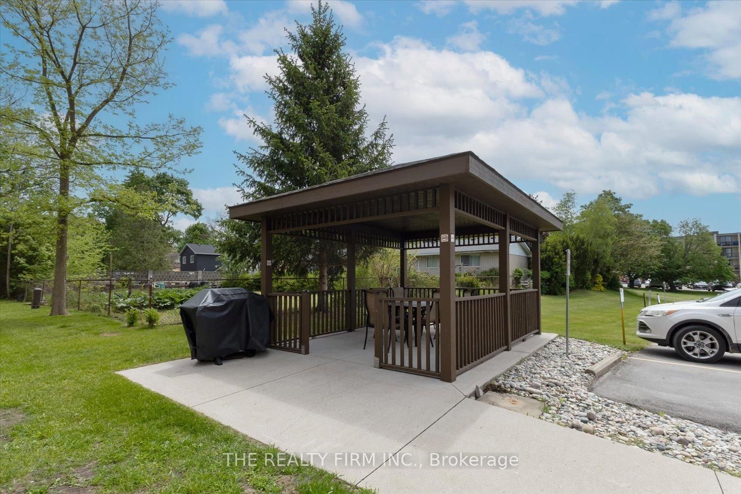 220 Duke Street • #207 • Strathroy-Caradoc, ON photo 5