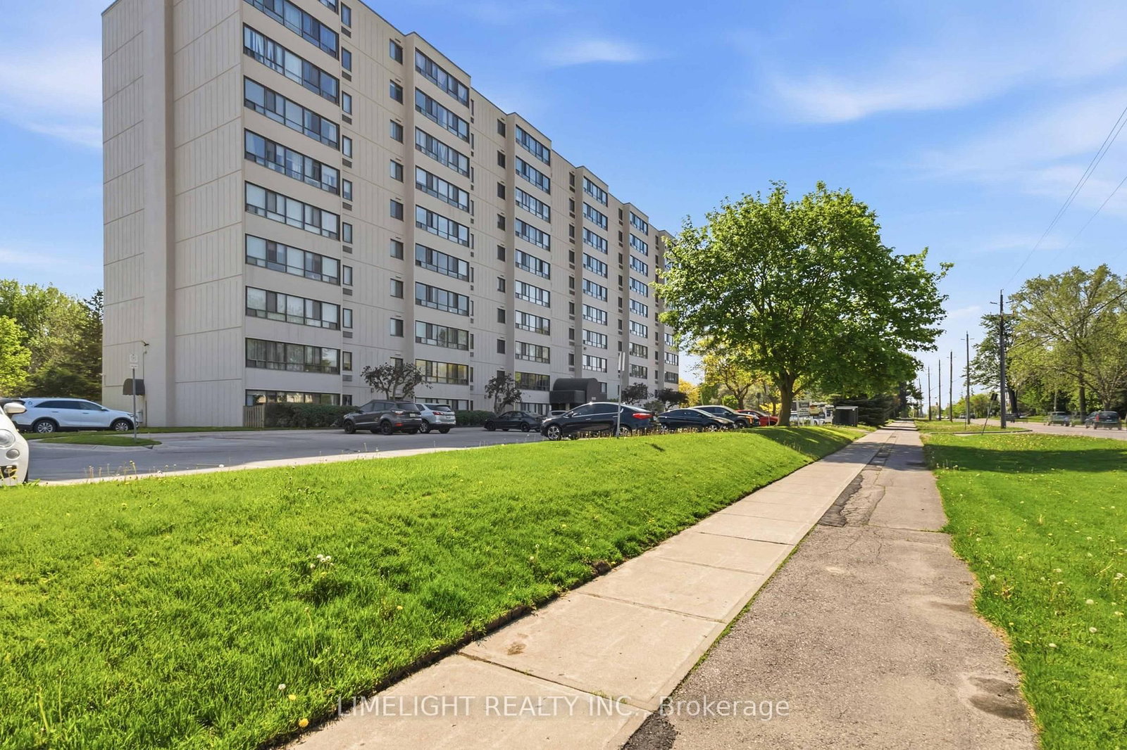 1600 Adelaide Street N, Unit 210 - Photo 2