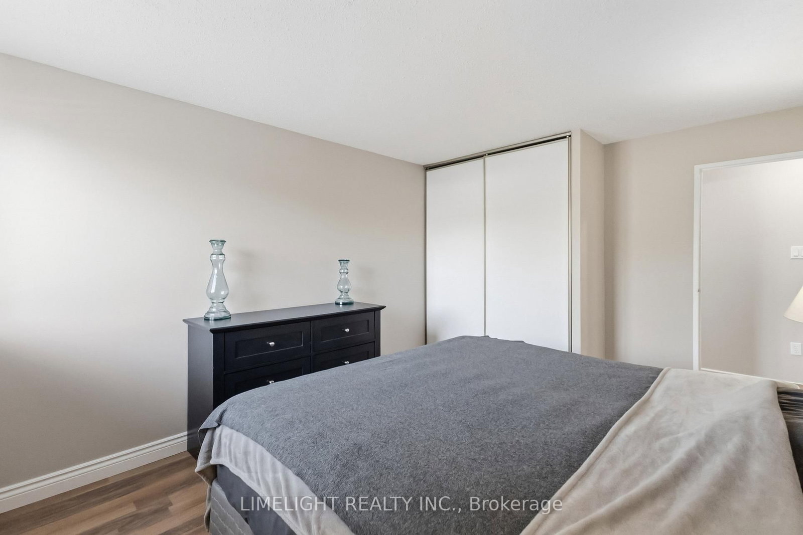 1600 Adelaide Street N, Unit 210 - Photo 21