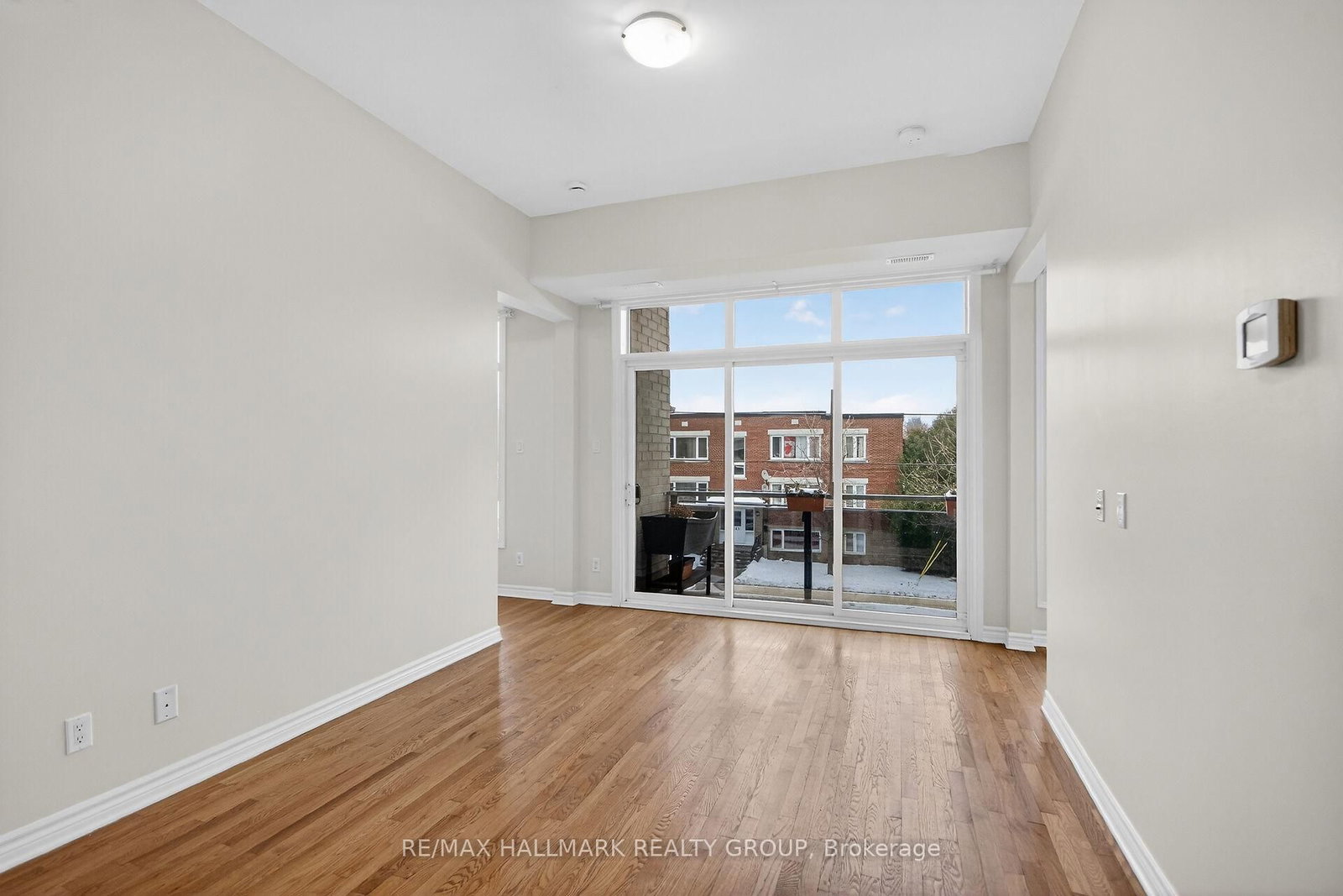 682 Churchill Avenue N, Unit 210 - Photo 6