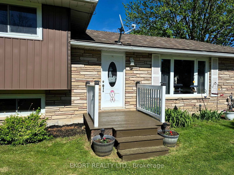 2328 Wallbridge-Loy Road
