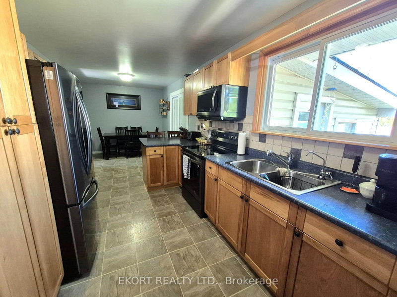 2328 Wallbridge-Loy Road