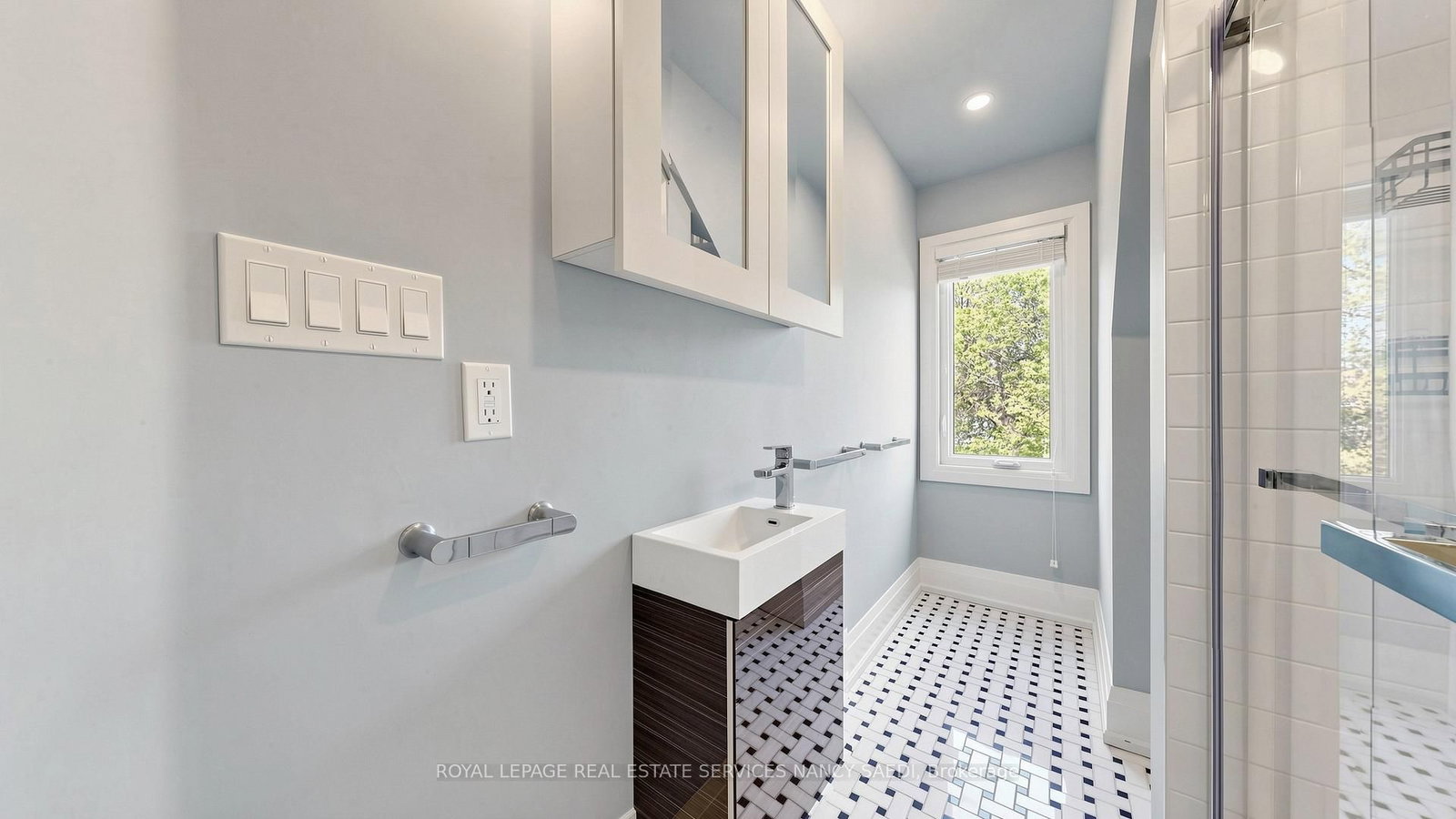 3 Oakwood Place • Hamilton, ON photo 21