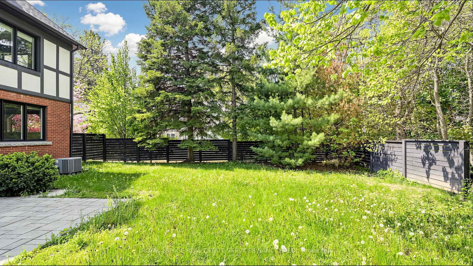 3 Oakwood Place • Hamilton, ON photo 38