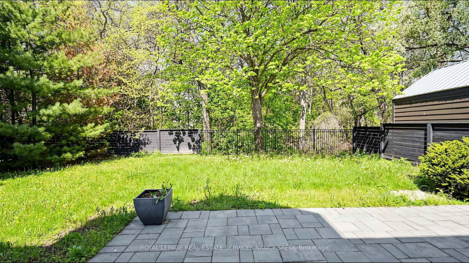 3 Oakwood Place • Hamilton, ON photo 39
