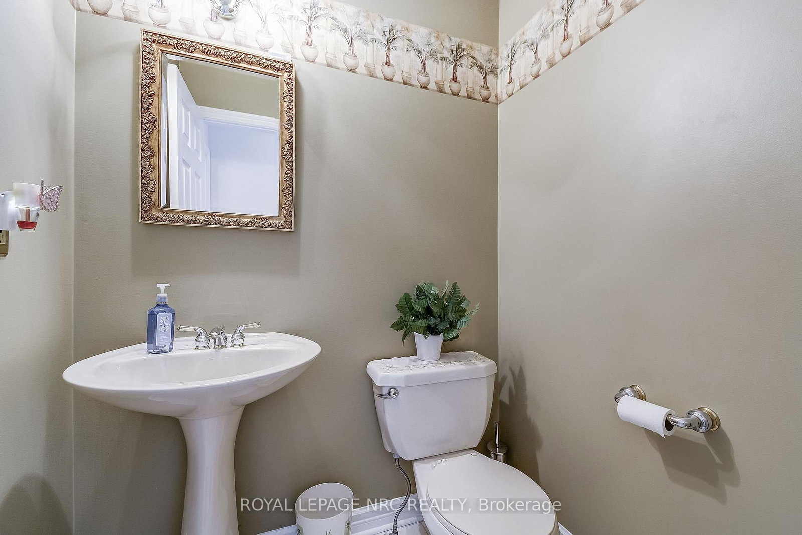 8 Hearth Court - Photo 18