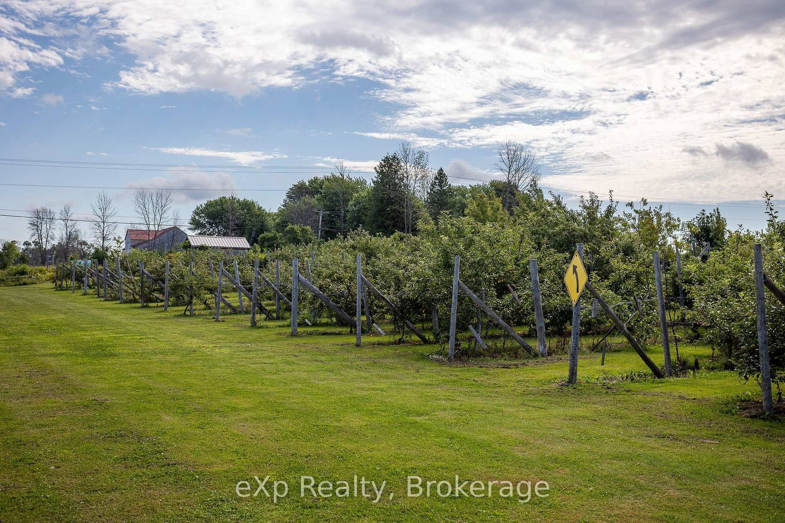 1097 6 Highway • South Bruce Peninsula, ON photo 32