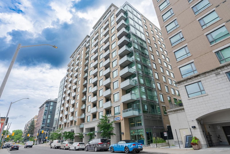 1001 - 238 BESSERER Street