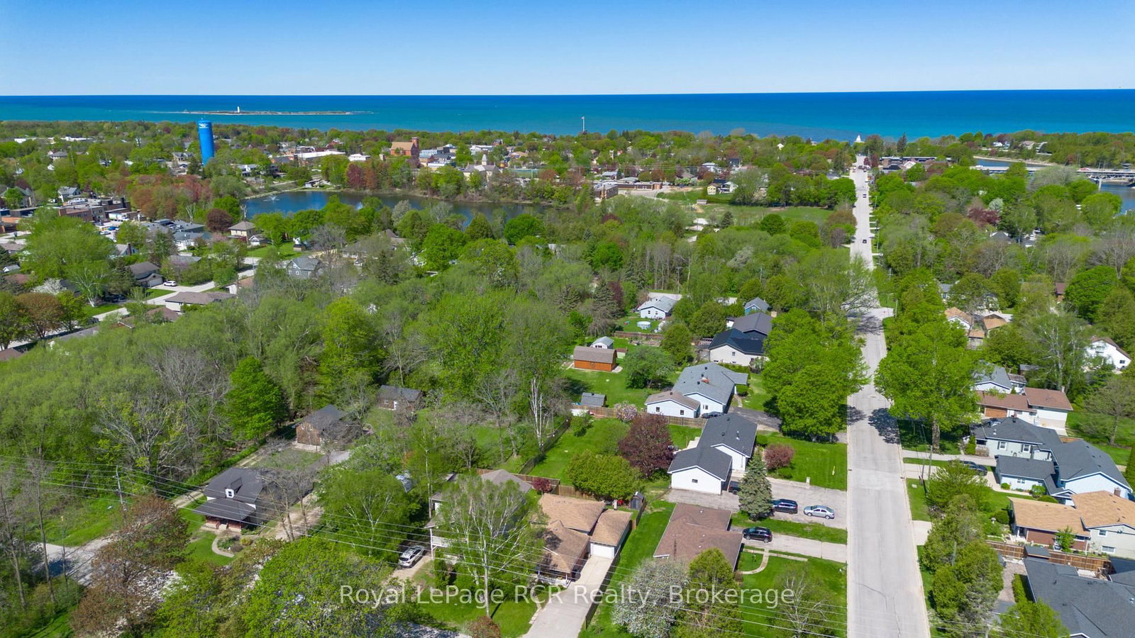 74 Grenville Street N • Saugeen Shores, ON photo 34