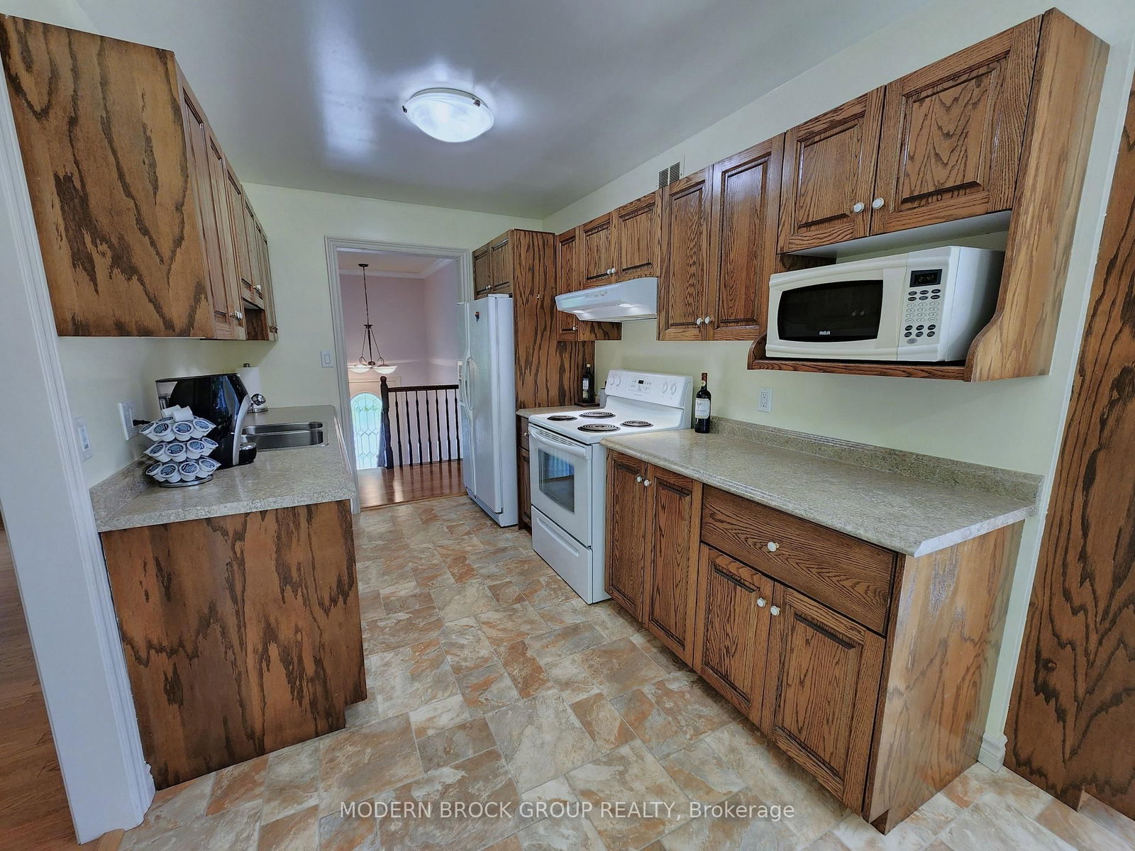 382 W PEARL Street • Brockville, ON photo 22