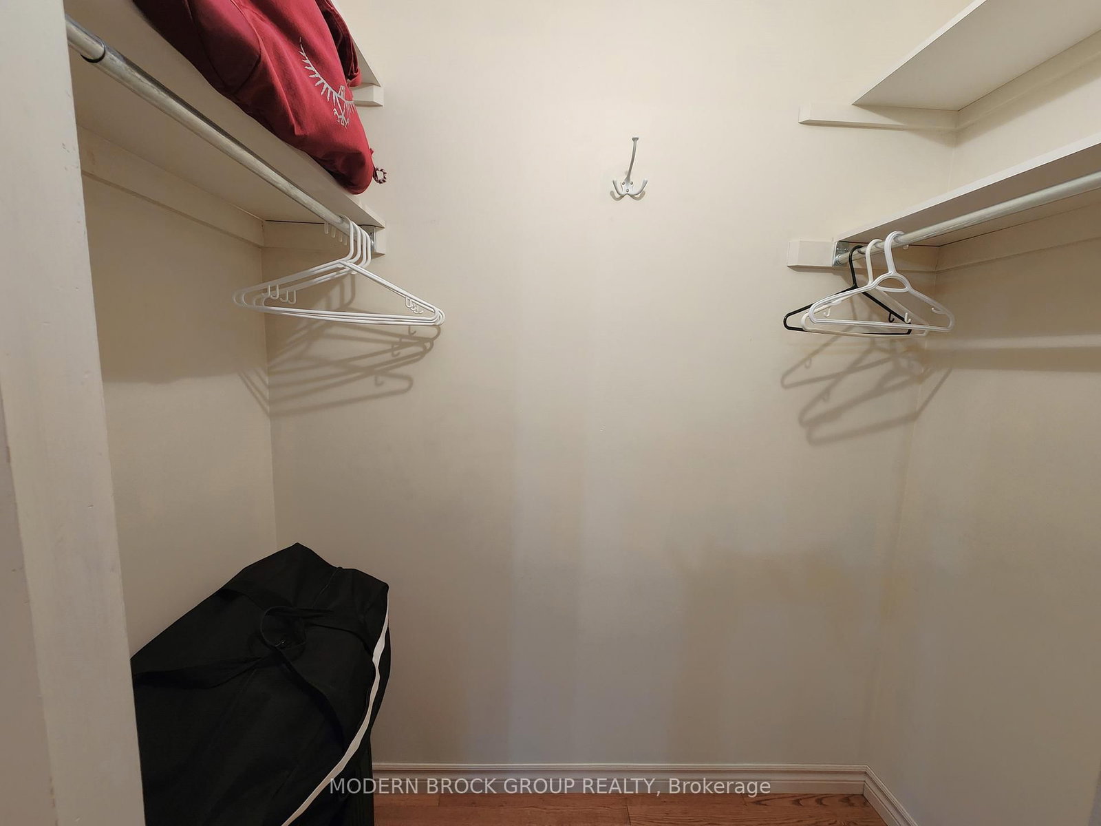 382 W PEARL Street • Brockville, ON photo 26