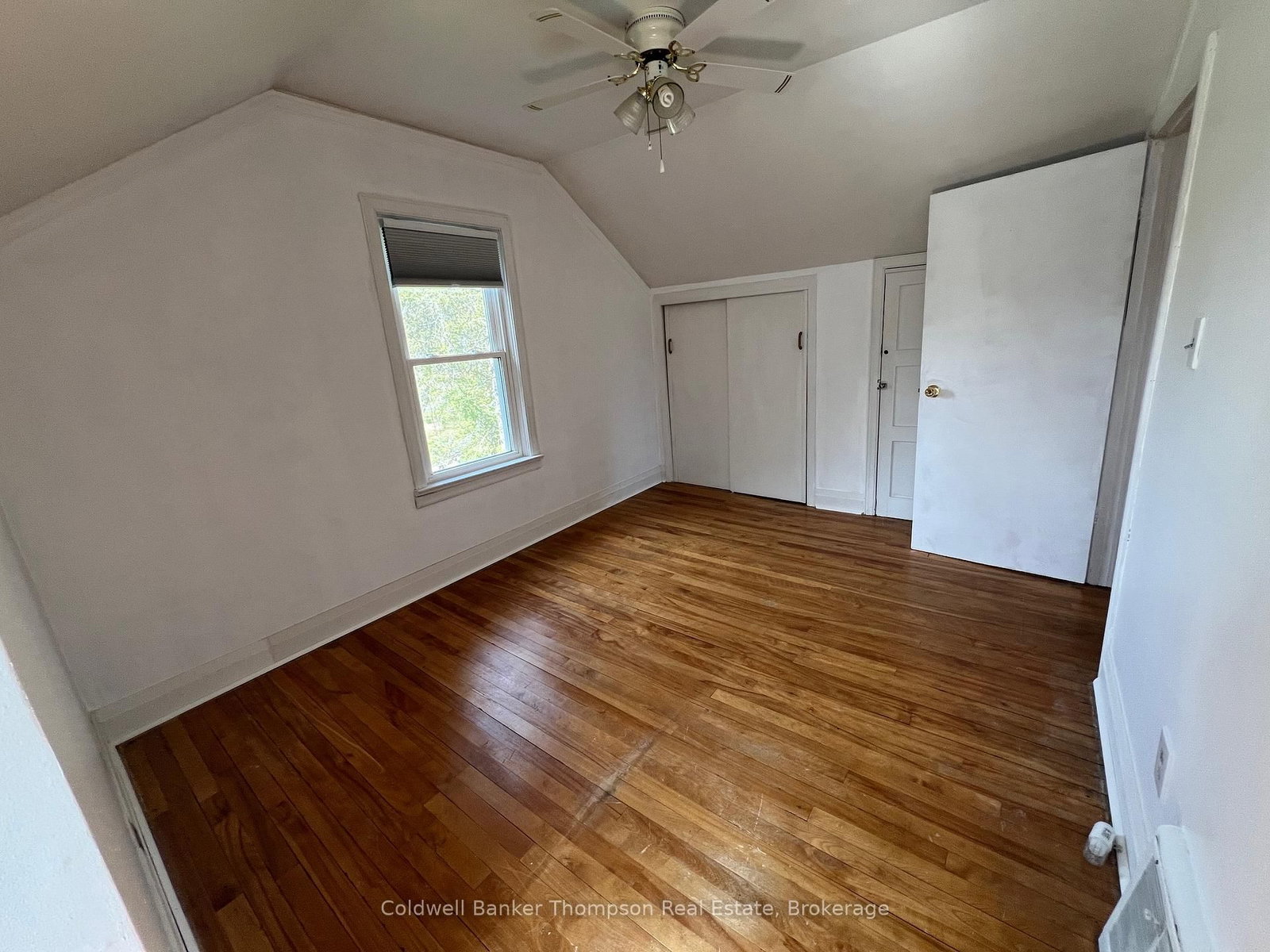37 Eagle Lake Road • South River, ON photo 13