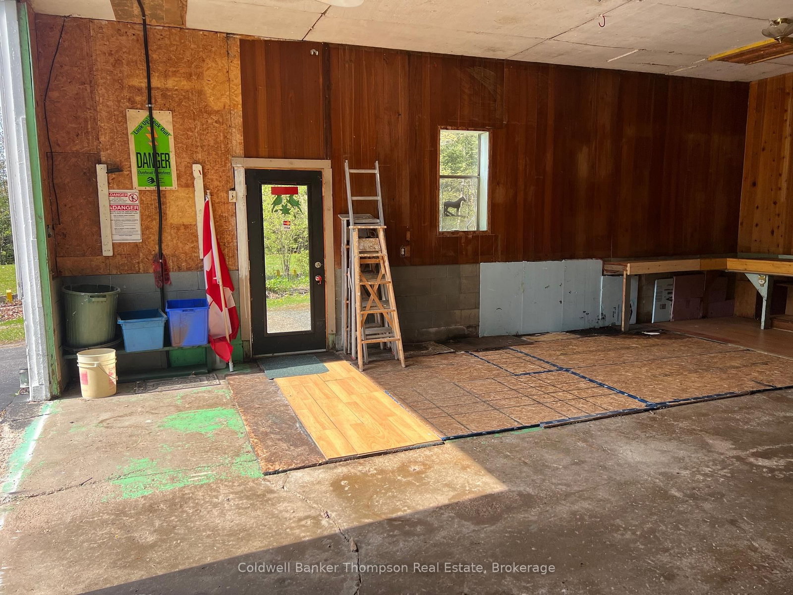 37 Eagle Lake Road • South River, ON photo 20