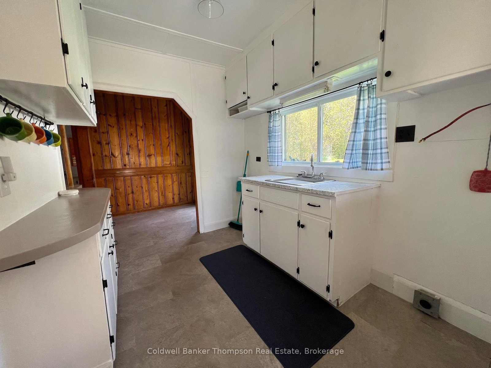 37 Eagle Lake Road • South River, ON photo 6