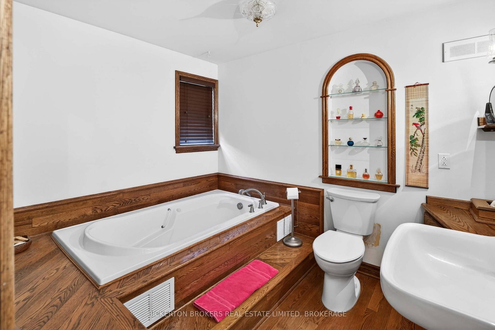 36 Shemrock Drive • Leeds and the Thousand Islands, ON photo 21