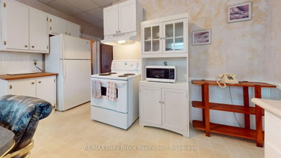 236 2nd Avenue S • Arran-Elderslie, ON photo 8