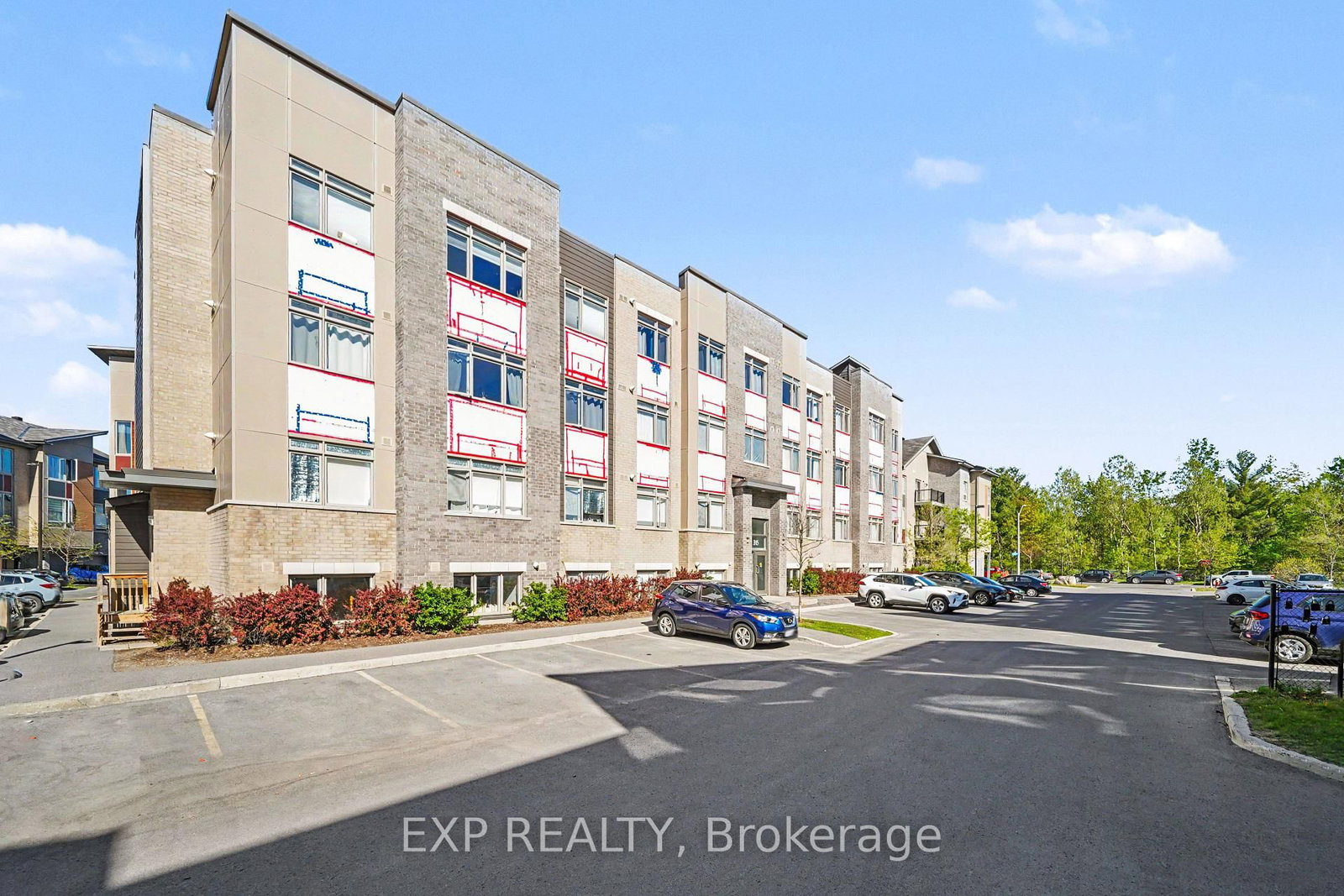 315 Terravita Private • #L06 • Ottawa, ON photo 12