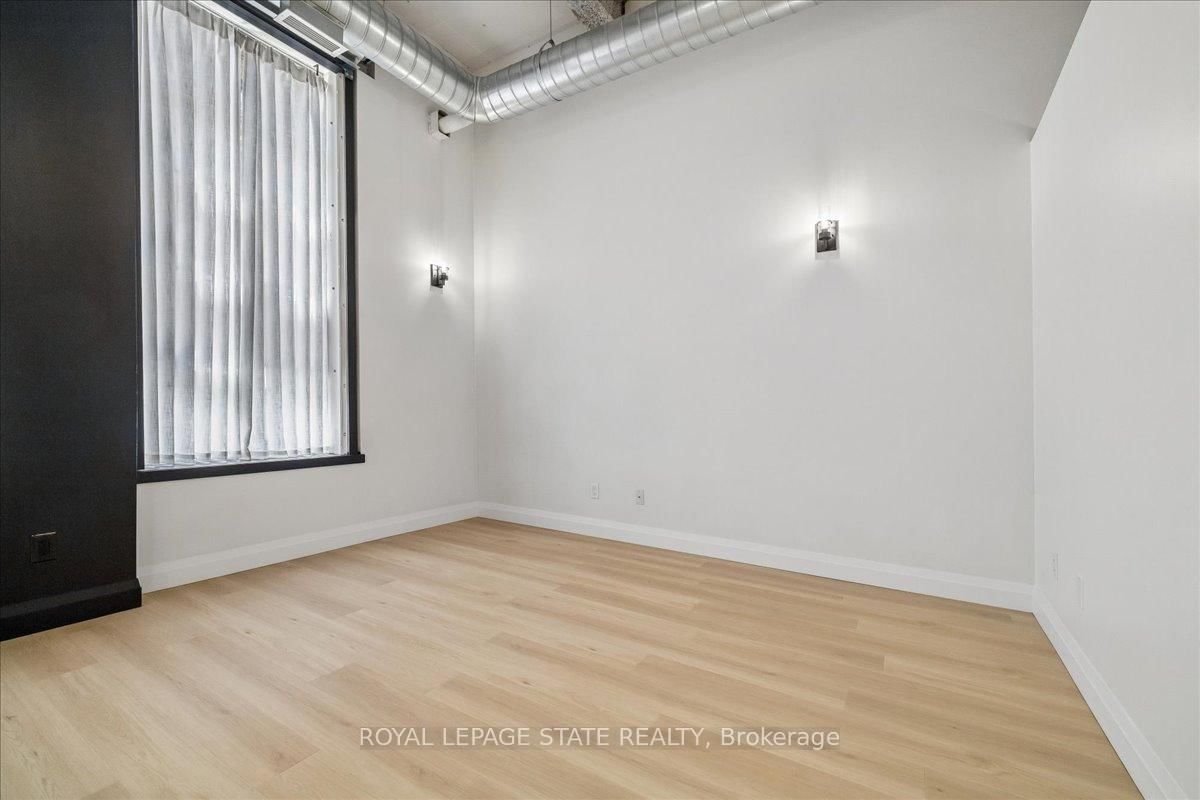 11 Rebecca Street • #105 • Hamilton, ON photo 17