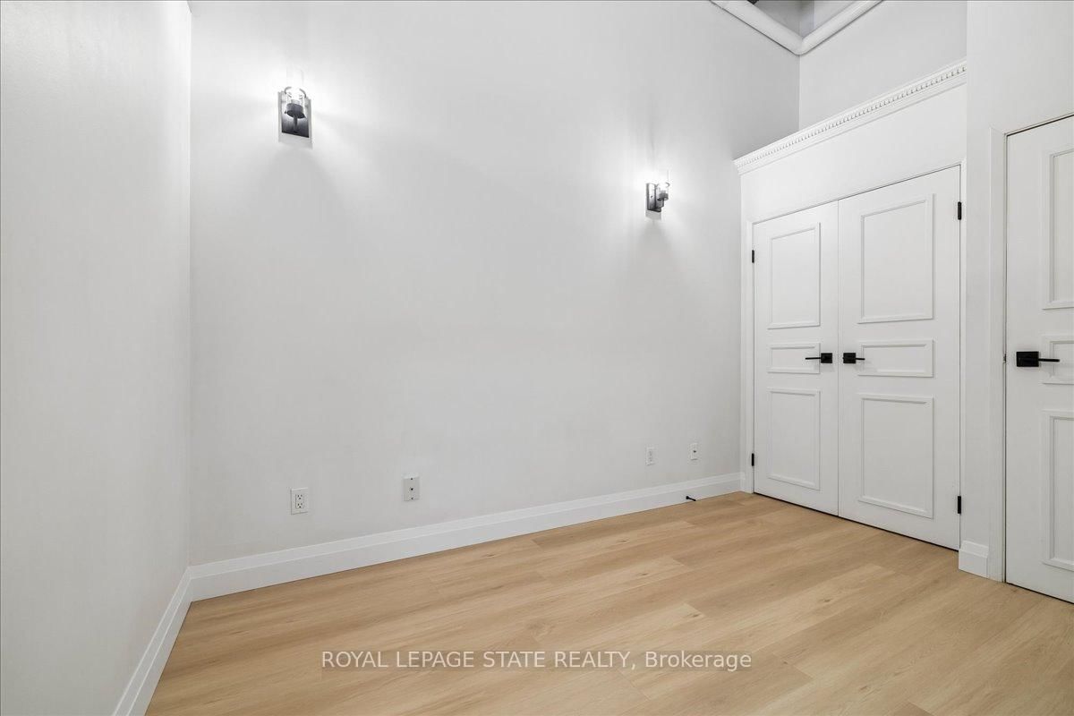 11 Rebecca Street • #105 • Hamilton, ON photo 27