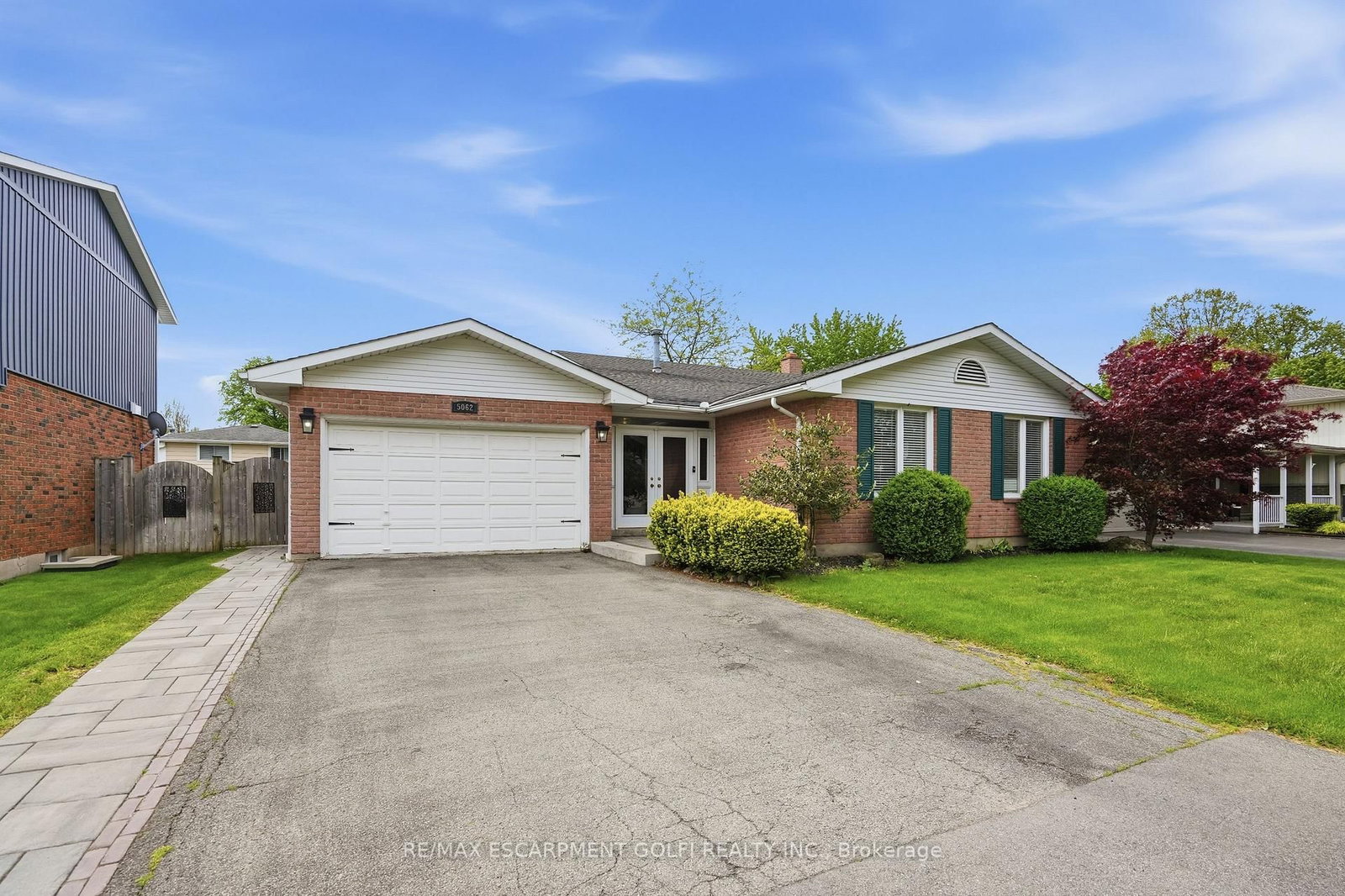 5062 FRIESEN Boulevard - Photo 2