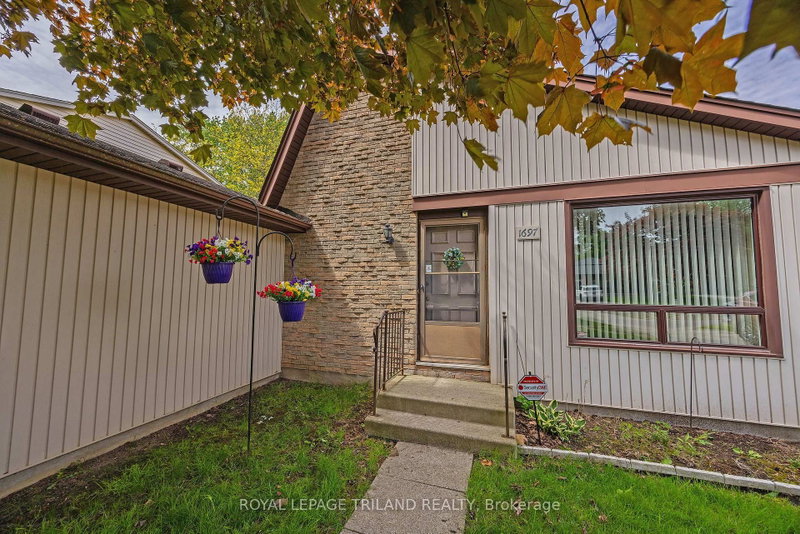 1697 Aldersbrook Road