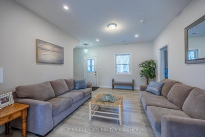 6 Addison Street — photo 4