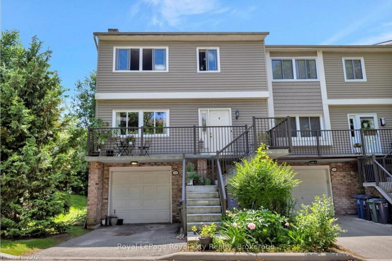 home for lease on 159-295 Water Street