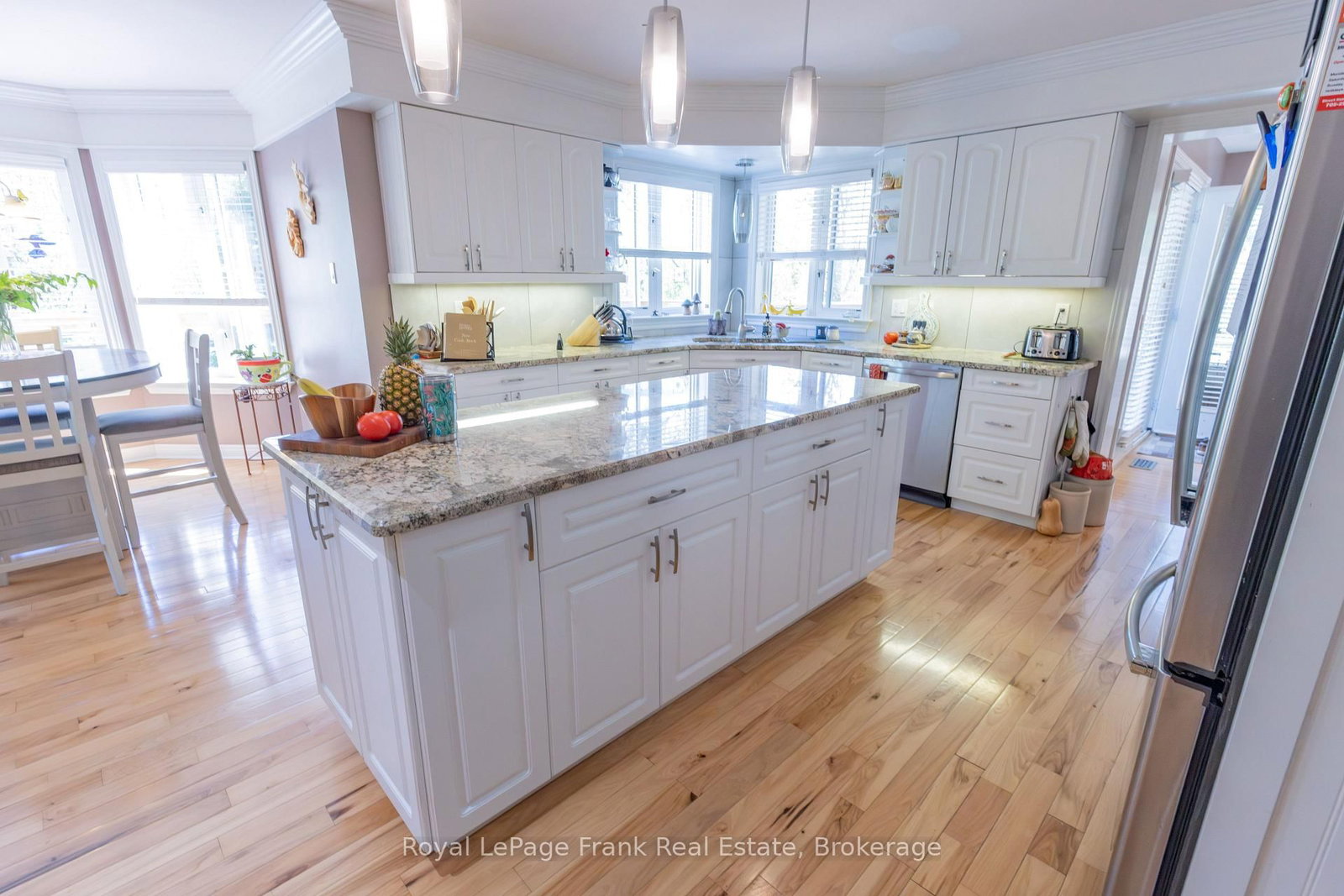609 Brick Road • Selwyn, ON photo 28