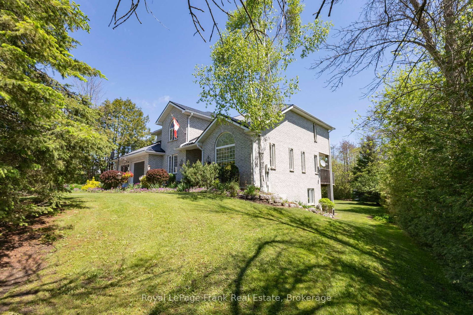 609 Brick Road • Selwyn, ON photo 9