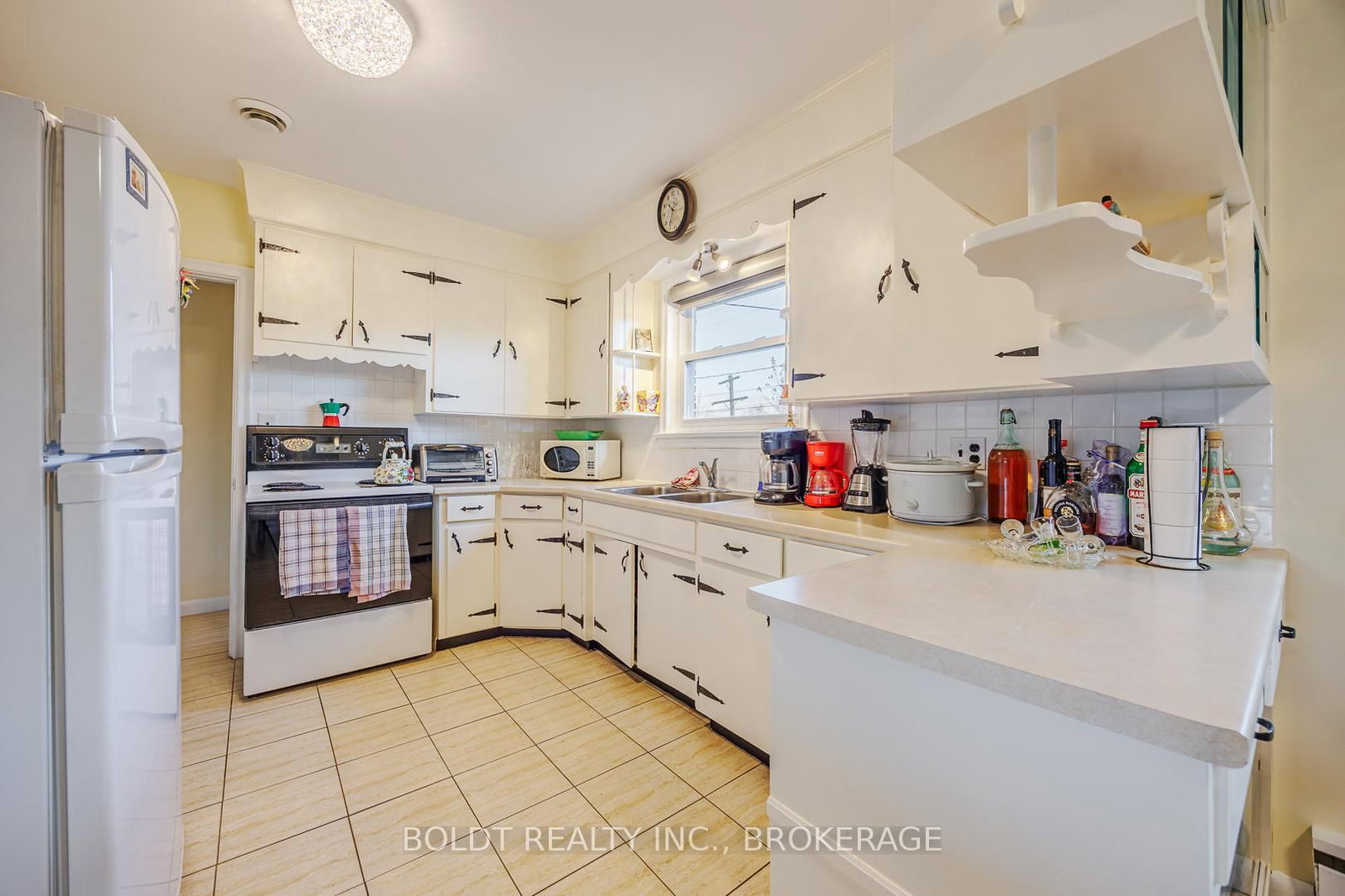 24 Winslow Crescent • Thorold, ON photo 5