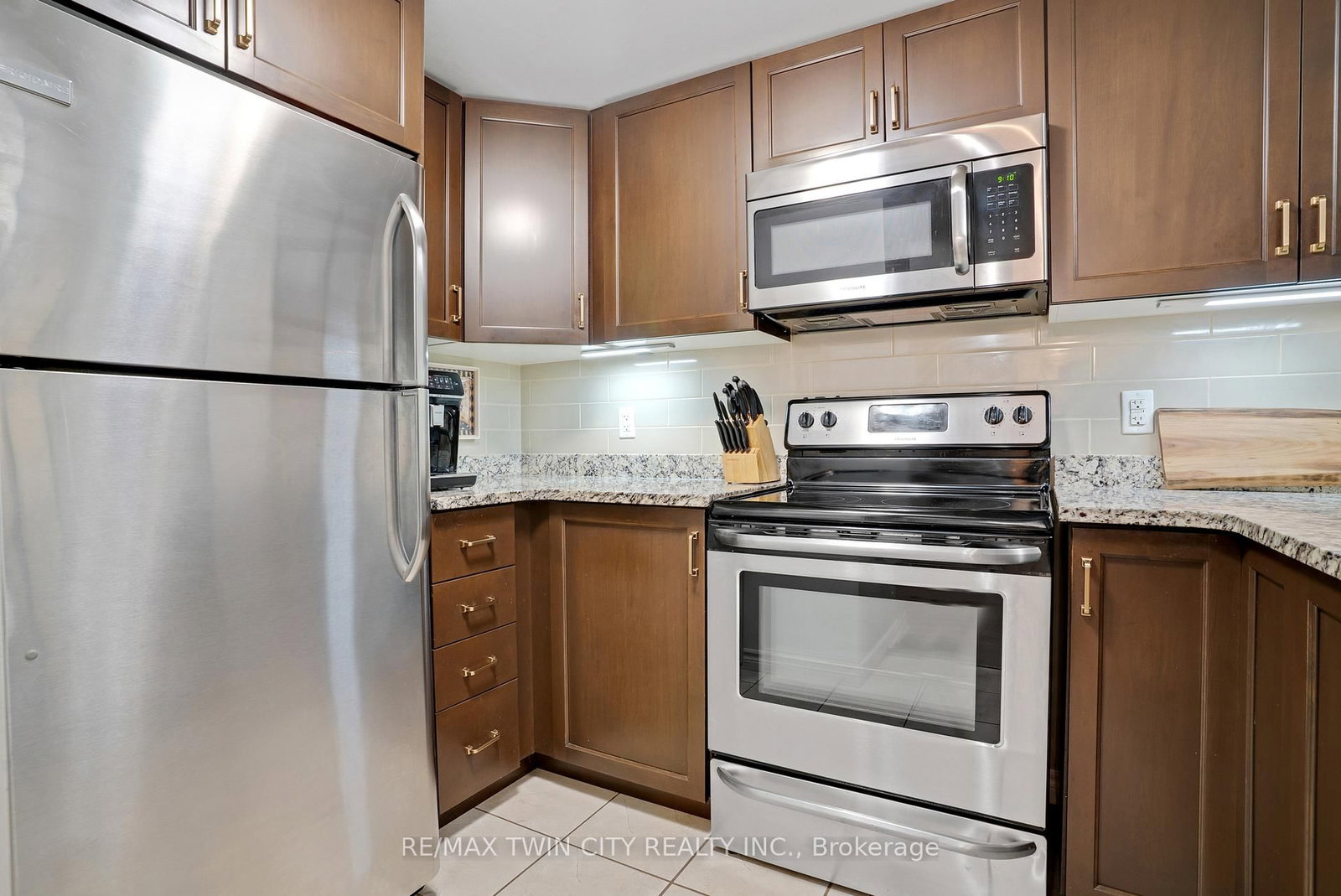 50 Bryan Court, Unit LL06 - Photo 10