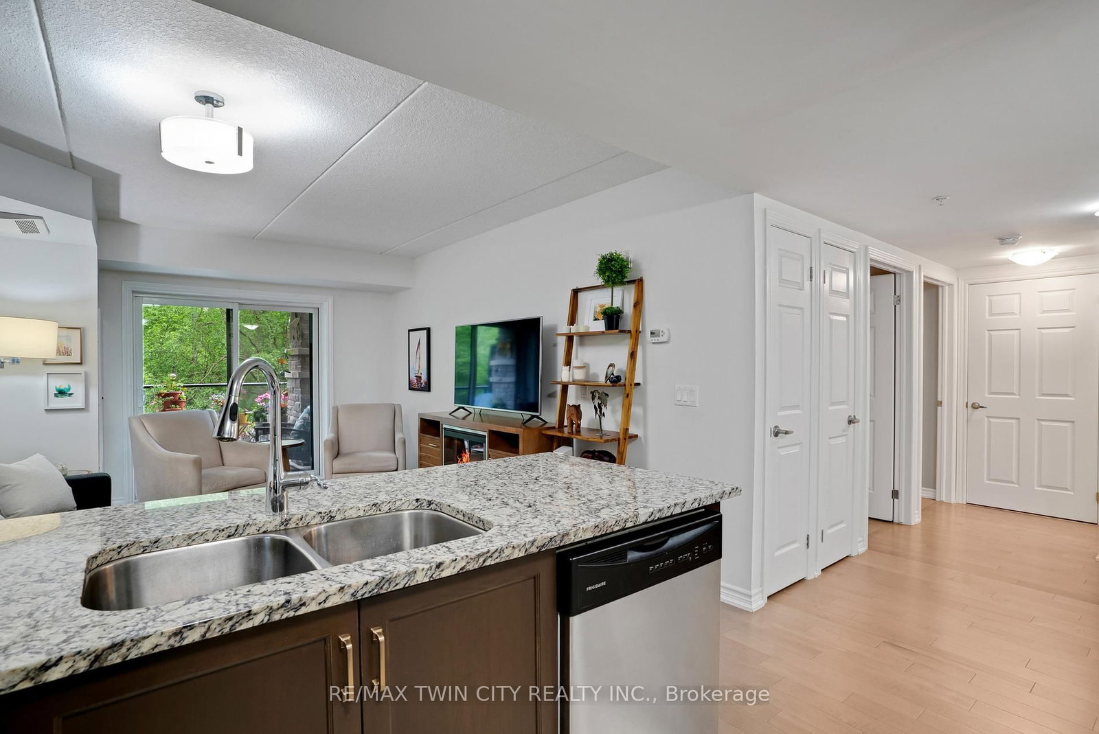 50 Bryan Court, Unit LL06 - Photo 13