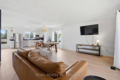 9 High Crest Lane W — more photos