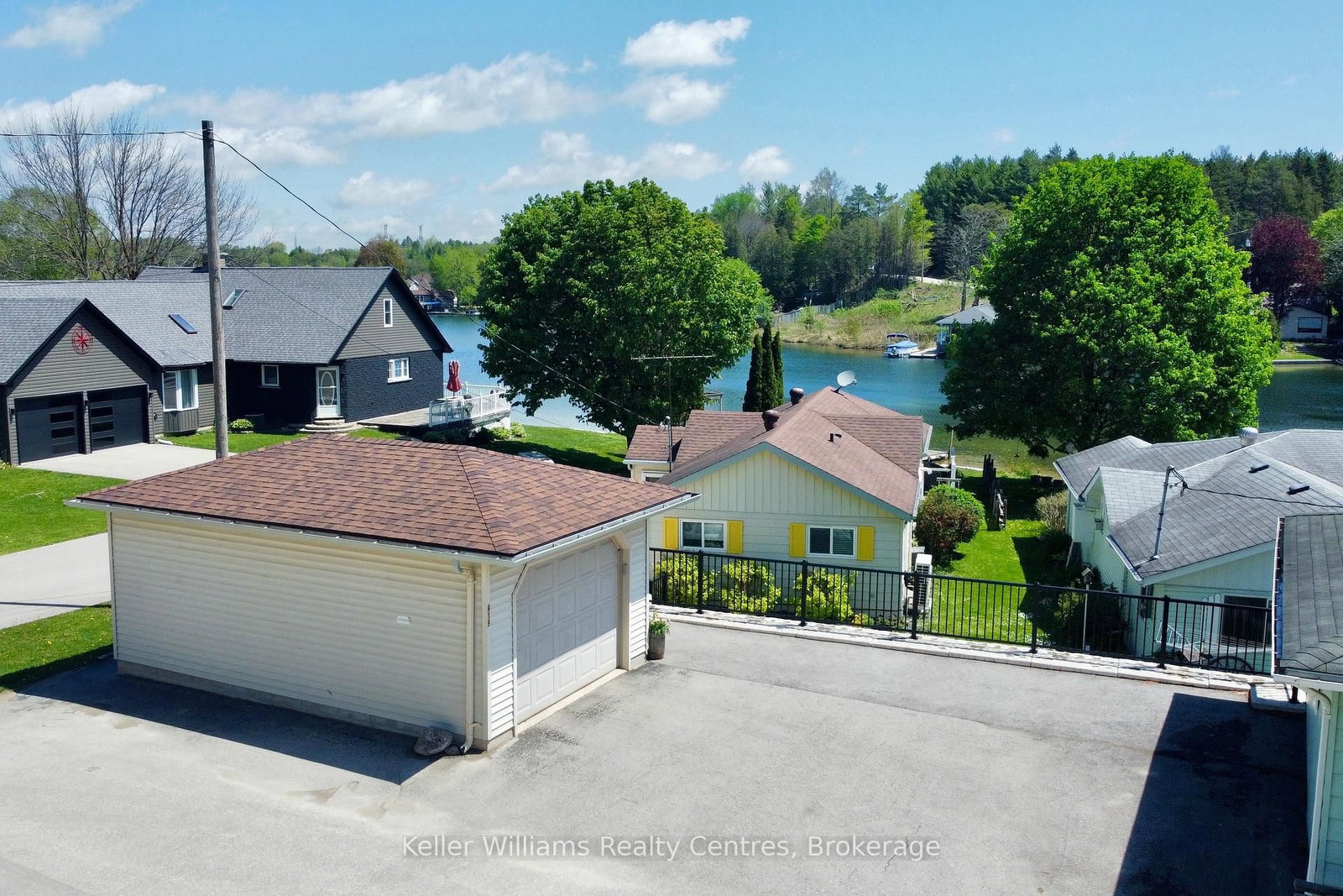 419 Lake Rosalind Road 4 • Brockton, ON photo 6