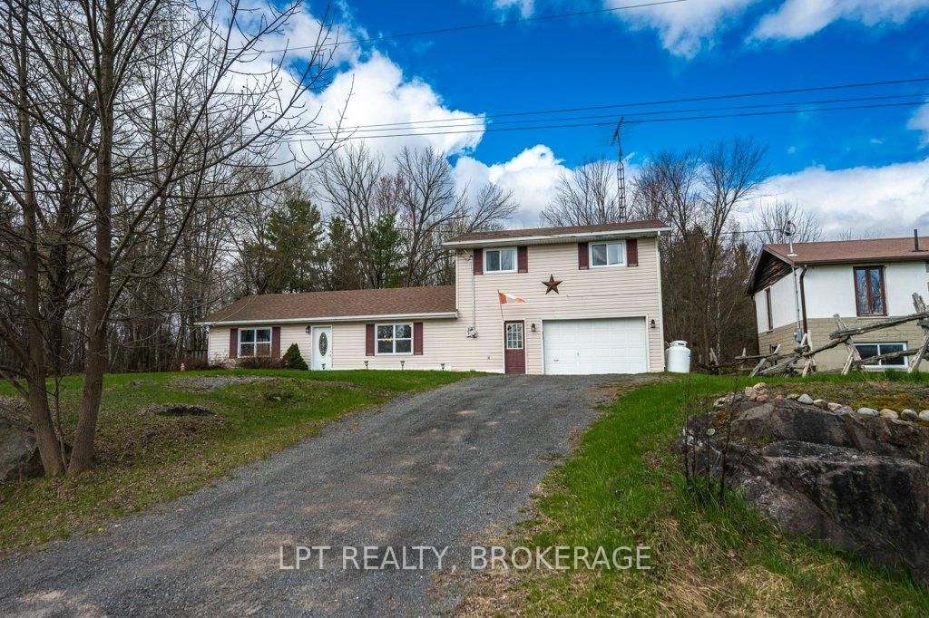 10551 Hwy 38 Highway • Parham, ON photo 33