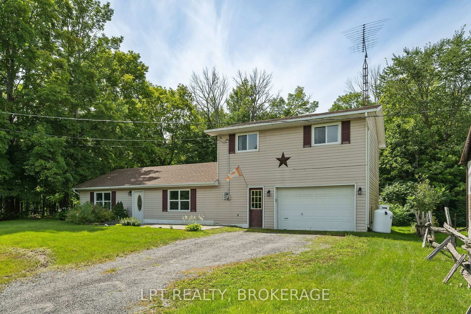 10551 Hwy 38 Highway • Parham, ON photo 36