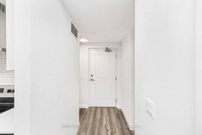 Unit 105 — 153 Wilson Street W — more photos