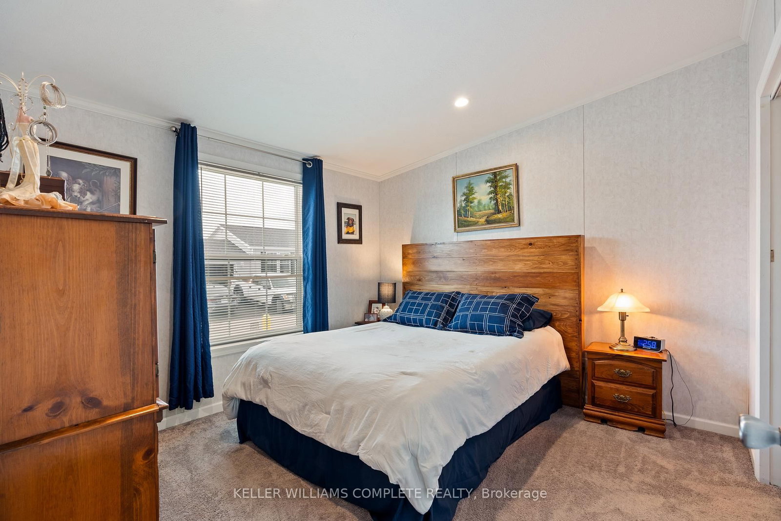 22 Copper Beech Drive • Haldimand, ON photo 11
