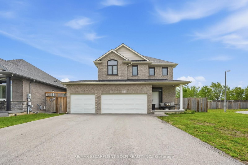 334 Viger Drive W