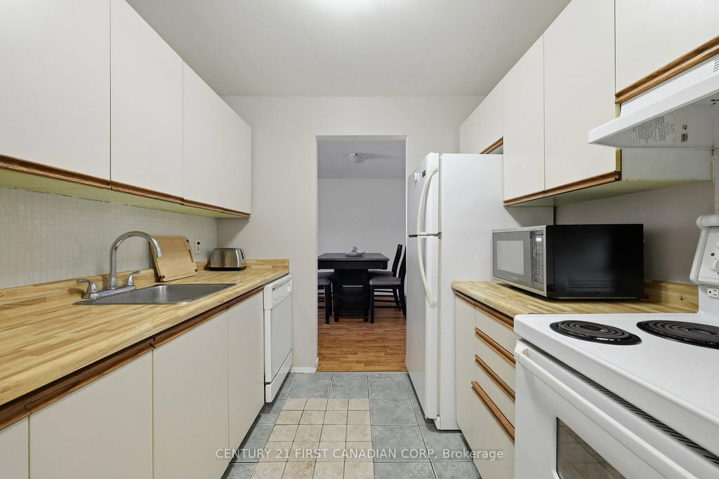 201 - 2228 Trafalgar Street 4