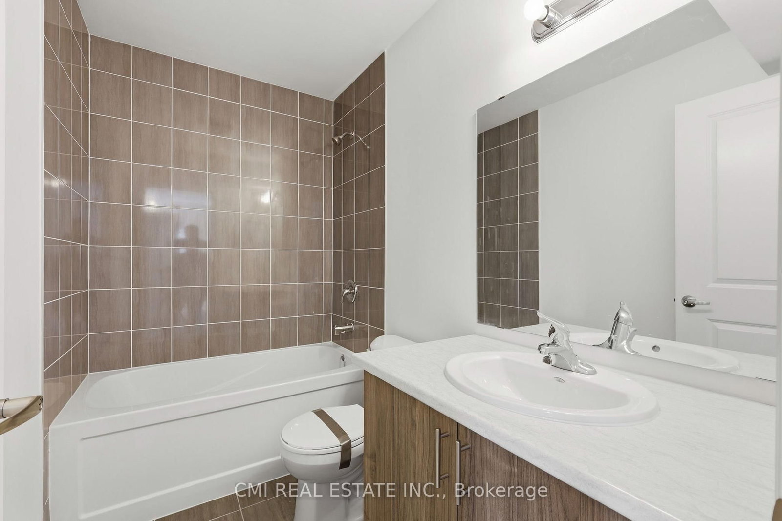 20 Hillcroft Way • Kawartha Lakes, ON photo 36