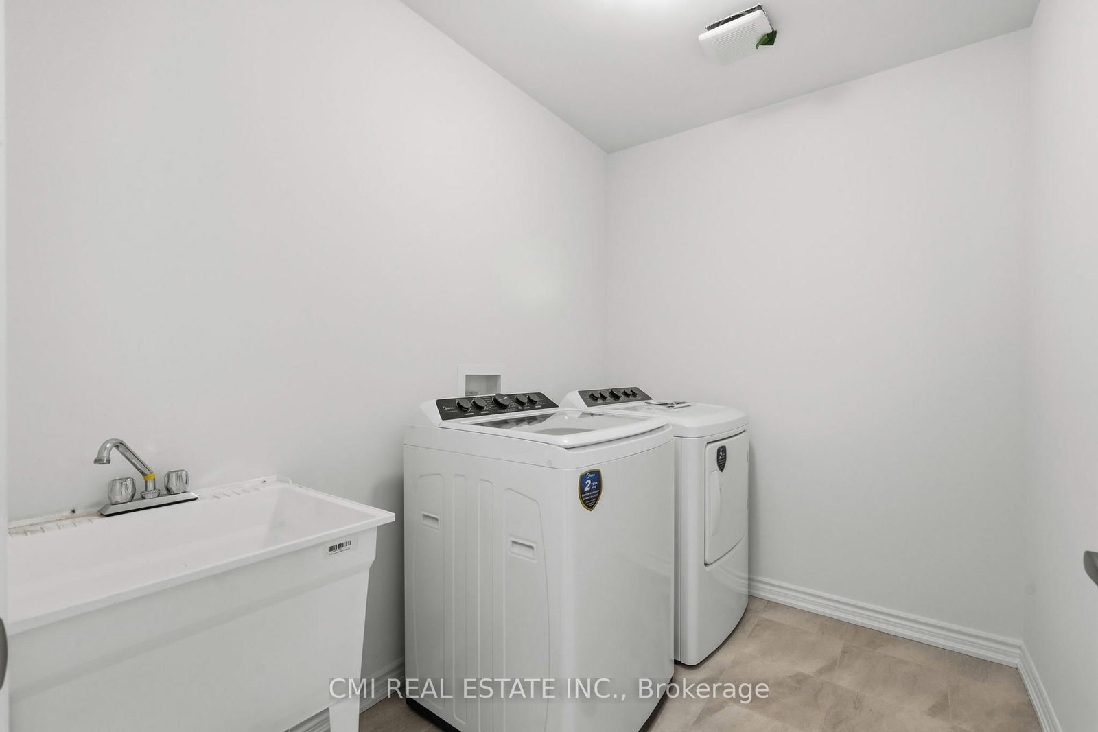 20 Hillcroft Way • Kawartha Lakes, ON photo 37