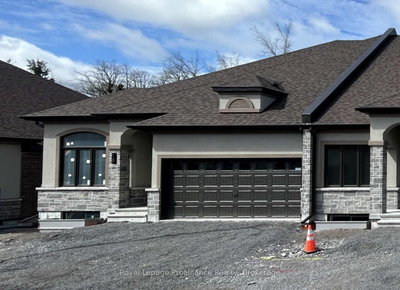 99 Cloverleaf Drive