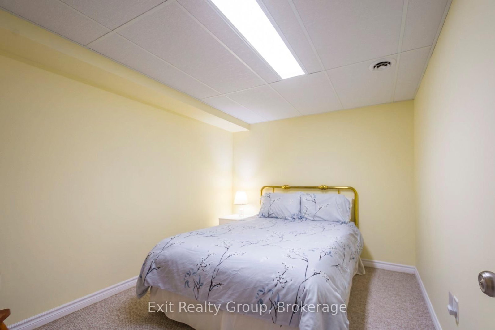 30 Aletha Drive • Prince Edward County, ON photo 18