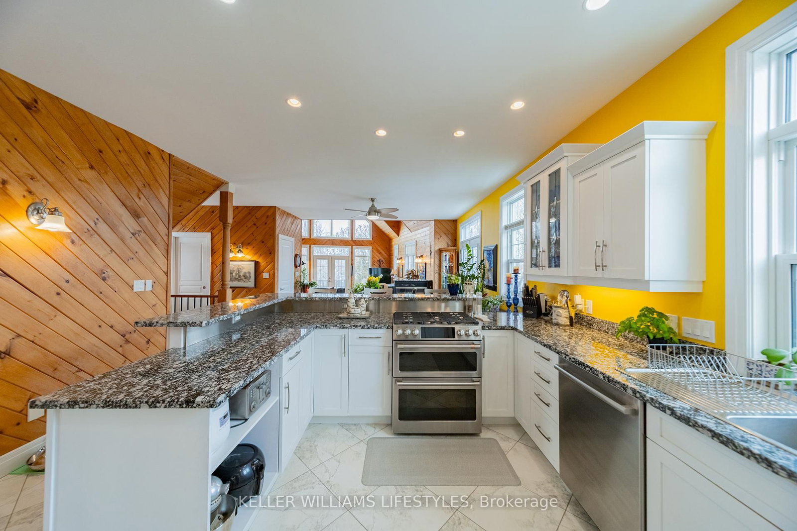 73028 DENISE Court • Bluewater, ON photo 10